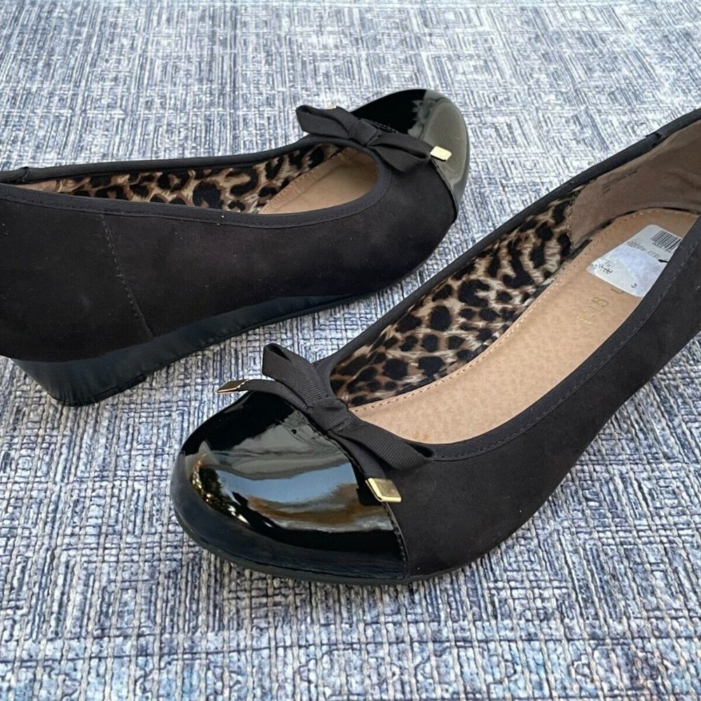 Madden Girl Shoes Women Bow Pump Sandal PU Suede Upper Size 9.5M